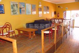 Commercial space with terrace and parking for sale in Vale Centeanes - Algarve, Carvoeiro