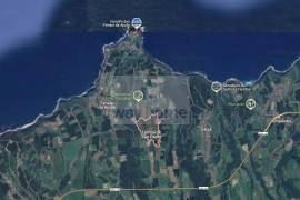Urban land with swimming pool and approved project in the Azores