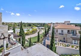 Vila Sol - Exceptional 3-bedroom penthouse with expansive private terraces and sea views