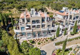 Vila Sol - Exceptional 3-bedroom penthouse with expansive private terraces and sea views