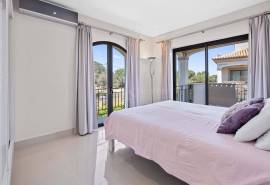 Vila Sol - Exceptional 3-bedroom penthouse with expansive private terraces and sea views