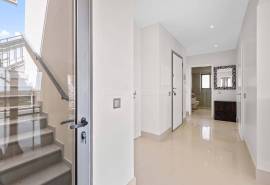 Vila Sol - Exceptional 3-bedroom penthouse with expansive private terraces and sea views