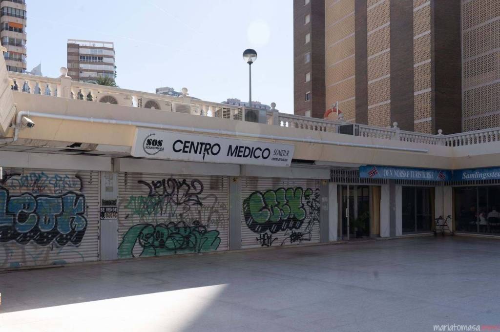 Commercial premises for sale 15 meters from Levante beach