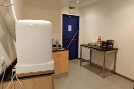 Opportunity! Office for sale in Derio, Bizkaia – 370 m² in excellent condition