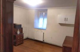 For sale three-storey farmhouse with multiple possibilities of use.