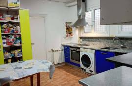 Flat for sale on San Prudencio street