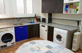 Flat for sale on San Prudencio street