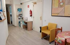 Flat for sale on San Prudencio street