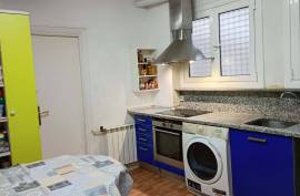 Flat for sale on San Prudencio street
