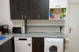 Flat for sale on San Prudencio street