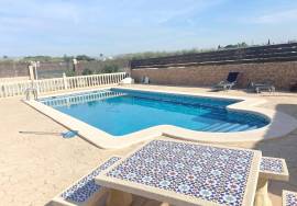 SALE of COUNTRY HOUSE between Cevillente and Catral .