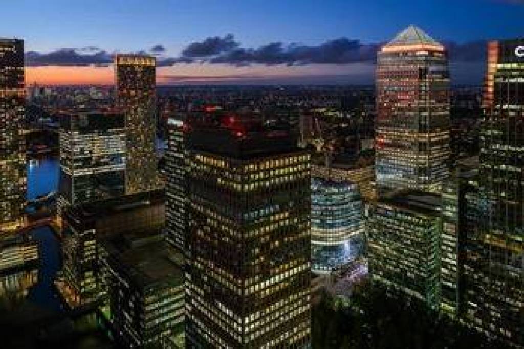 Luxury Apartments with Stunning Views in Canary Wharf