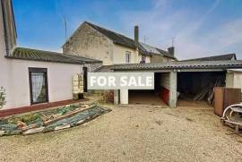 Superb Town House with Cosy Rooms