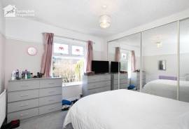 3 bedroom, Detached house for sale