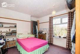 3 bedroom, Detached house for sale
