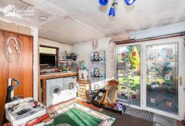 3 bedroom, Detached house for sale