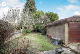 3 bedroom, Semi-detached house for sale