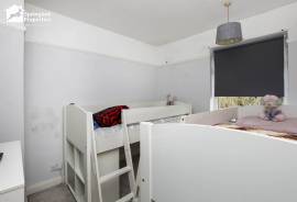 3 bedroom, Semi-detached house for sale