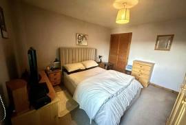 2 bedroom, Maisonette for sale