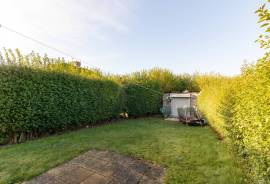 3 bedroom, Semi-detached house for sale