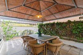 Villa for sale in El Fort Pienc, Barcelona