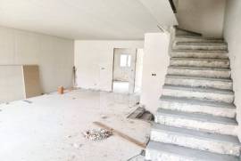 Moradias em Banda T4 em Casal dos Matos, Leiria
