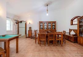 Large Property in Livramento with House, Annexes, Patio, and Pool, Close to the Sea