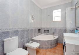 Large Property in Livramento with House, Annexes, Patio, and Pool, Close to the Sea