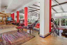 Family Estate with Guest Annex, Heated Pool & Outbuildings in Tavira