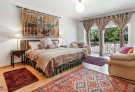 Family Estate with Guest Annex, Heated Pool & Outbuildings in Tavira