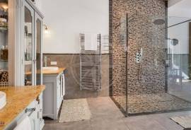 Family Estate with Guest Annex, Heated Pool & Outbuildings in Tavira