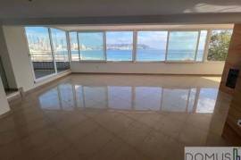 Penthouse for sale in Playa Poniente in Benidorm