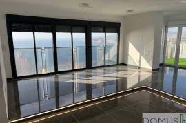 Duplex penthouse for sale in Levante area of the Sierra in Benidorm