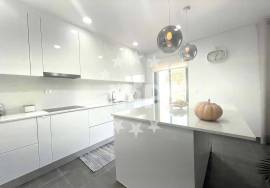 ALBUFEIRA - THREE BEDROOM VILLA - SWIMMING POOL