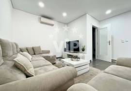 ALBUFEIRA - THREE BEDROOM VILLA - SWIMMING POOL