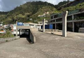 Warehouse with 1200 square meters for rent in Campanário ribeira Brava - GREAT OPPORTUNITY - LAST AVAILABLE