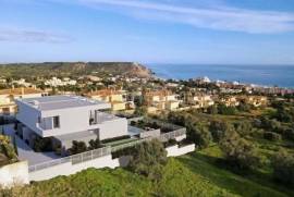 Luxurious villas with sea views under construction in Praia da Luz