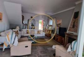 Unique Villa in São Bartolomeu de Messines
