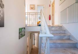 Villa Oasis - Local Accommodation