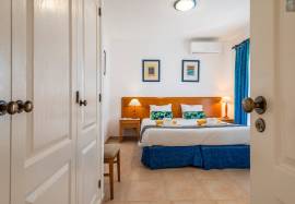 Villa Oasis - Local Accommodation