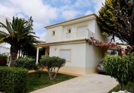 Villa Oasis - Local Accommodation