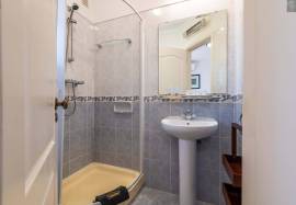 Villa Oasis - Local Accommodation