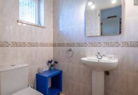 Villa Oasis - Local Accommodation