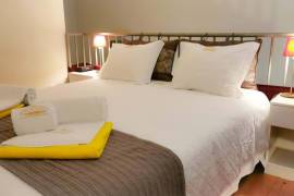 T1 Tropical Oasis / Garden and Pool-Local Accommodation