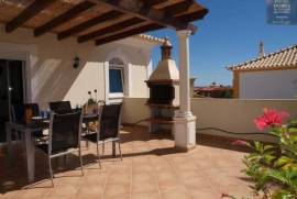 T1 Tropical Oasis / Garden and Pool-Local Accommodation