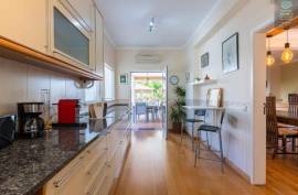 Villa Ferragudo- Local accommodation