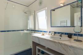 Villa Ferragudo- Local accommodation