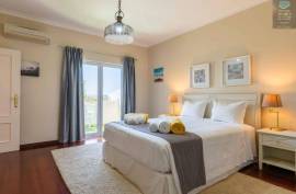 Villa Ferragudo- Local accommodation