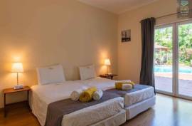 Villa Ferragudo- Local accommodation