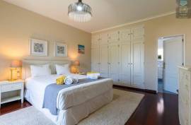 Villa Ferragudo- Local accommodation